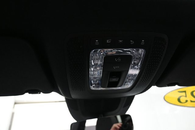 Used 2025 Mercedes-Benz GLE 350 4MATIC image 13