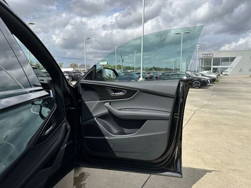 Certified 2025 Audi Q8 Premium Plus w/ Premium Plus Package image 30