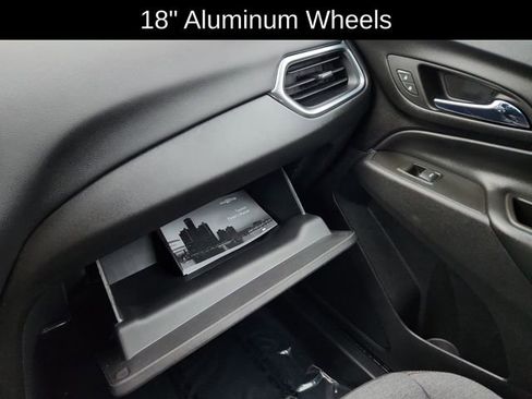 Used 2022 Chevrolet Equinox LT image 47