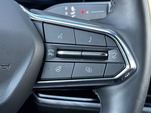 Certified 2025 Chevrolet Equinox LT image 28