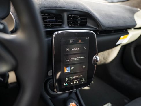 New 2026 McLaren Artura image 23