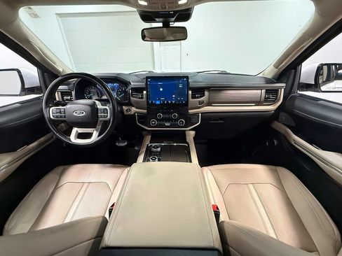 Used 2024 Ford Expedition Limited AWD/4WD image 70