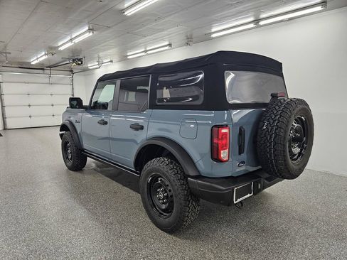 Used 2022 Ford Bronco Black Diamond AWD/4WD image 6