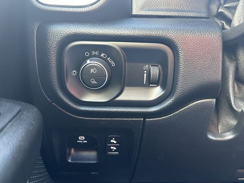 Used 2021 RAM 1500 Big Horn image 26