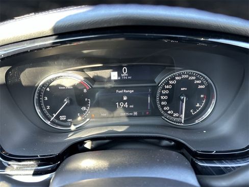 Used 2024 Cadillac XT6 Premium Luxury image 7