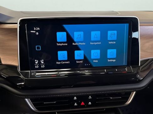 Used 2025 Volkswagen Atlas SE AWD/4WD image 23