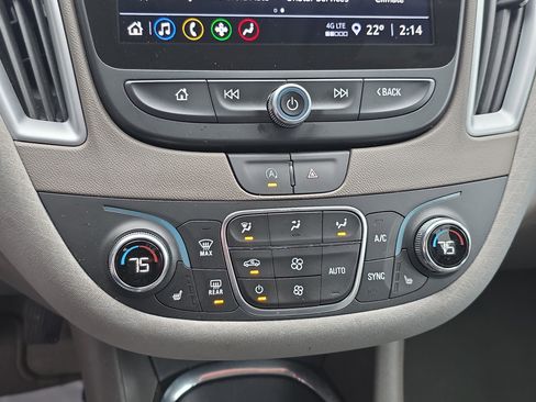 Used 2023 Chevrolet Malibu LT image 24