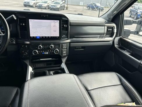 Used 2025 Ford F250 Lariat w/ FX4 Off-Road Package AWD/4WD image 26