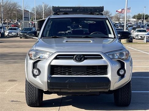 Used 2020 Toyota 4Runner Venture image 8