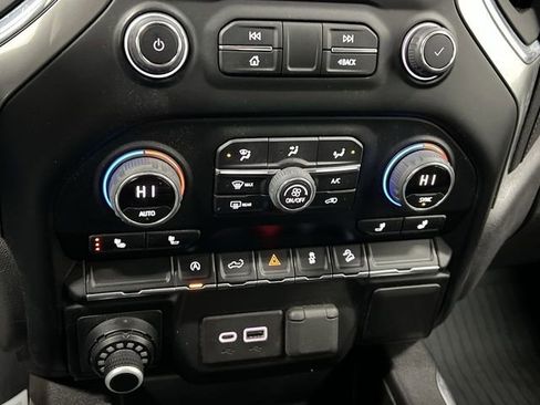 Certified 2022 Chevrolet Silverado 1500 LT Trail Boss w/ Bed Protection Package AWD/4WD image 17