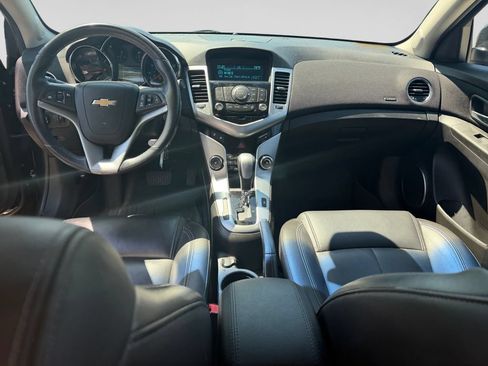 Used 2011 Chevrolet Cruze LTZ FWD image 25