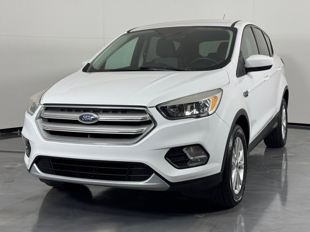 Used 2017 Ford Escape SE AWD/4WD image 10