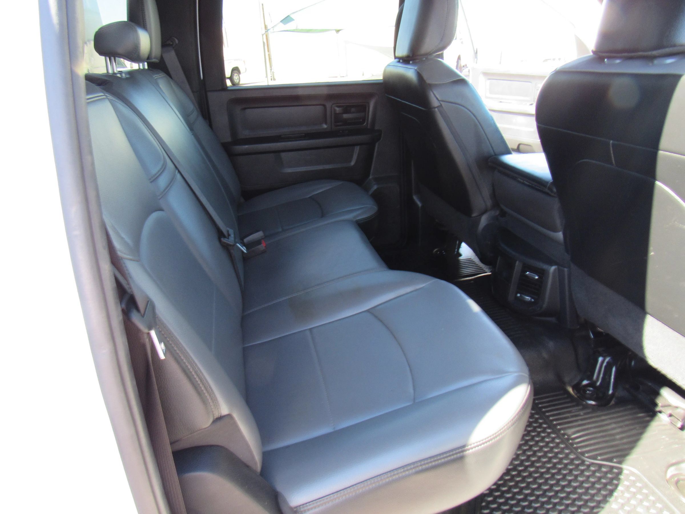 Used 2022 RAM 3500 Tradesman AWD/4WD image 12