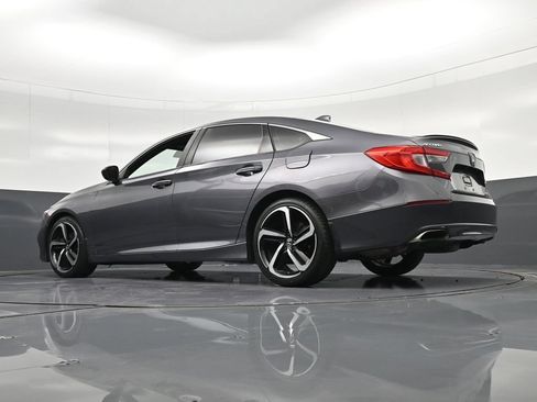 Used 2019 Honda Accord Sport image 19