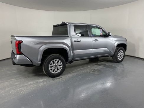 New 2026 Toyota Tacoma SR5 image 4