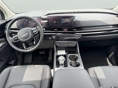New 2026 Kia Carnival SX Prestige FWD image 13