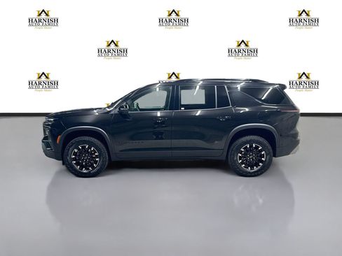 Used 2024 Chevrolet Traverse Z71 w/ Enhanced Driving Package AWD/4WD image 9