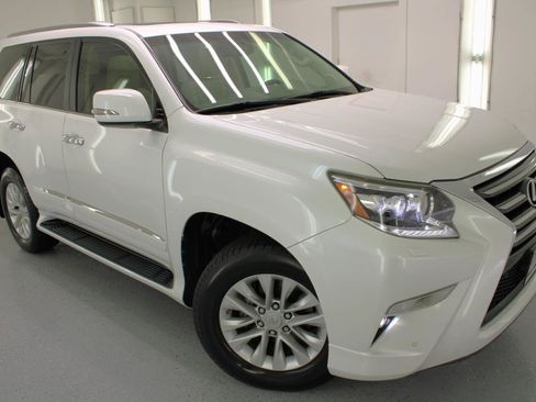 Used 2014 Lexus GX 460 w/ Premium Package AWD/4WD image 29