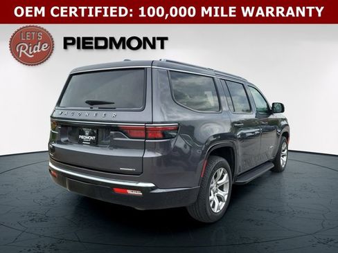 Certified 2022 Jeep Wagoneer Series II AWD/4WD image 5