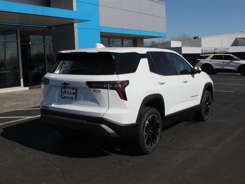 New 2026 Chevrolet Equinox LT w/ Safety and Technology Package image 4