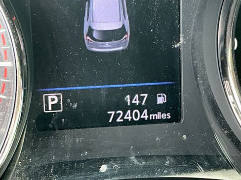 Used 2018 Nissan Rogue SV FWD image 11