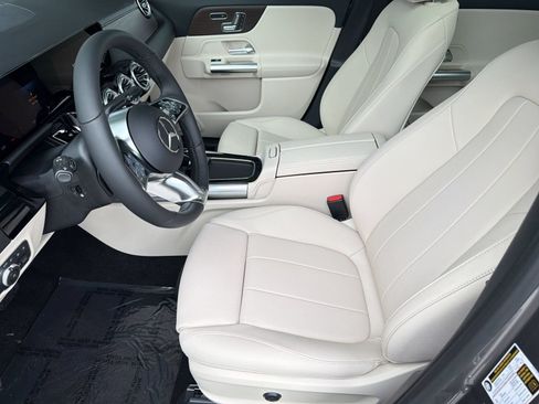 Used 2026 Mercedes-Benz GLA 250 image 5