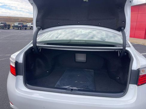 Used 2014 Lexus ES 350 image 16
