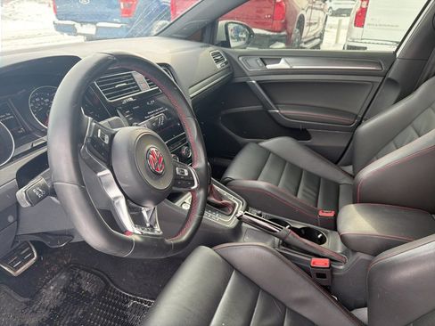 Used 2020 Volkswagen GTI SE image 8