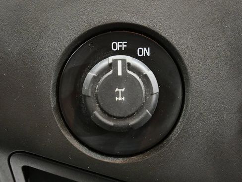 Used 2015 Ford F250 XL w/ Power Equipment Group image 28