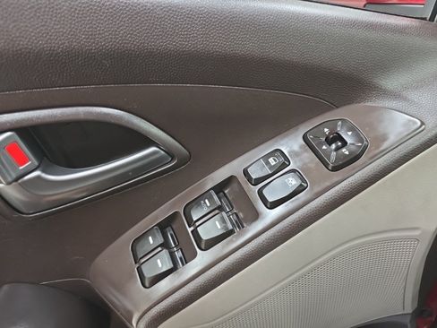 Used 2015 Hyundai Tucson GLS AWD/4WD image 24