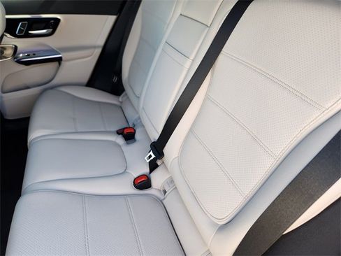 New 2026 Mercedes-Benz GLC 300 4MATIC image 12