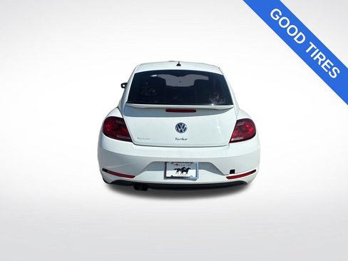 Used 2019 Volkswagen Beetle 2.0T S FWD image 4