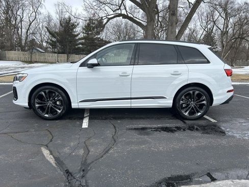 Used 2025 Audi Q7 3.0T Premium Plus w/ Premium Plus Package image 4