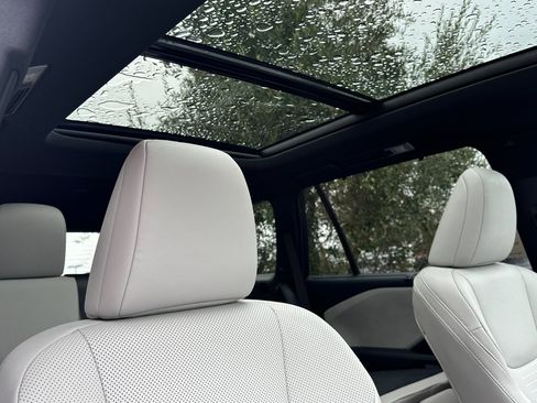 New 2026 Lexus TX 350 AWD image 18