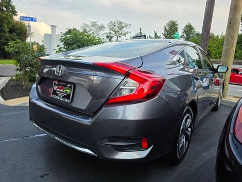 Used 2020 Honda Civic LX image 3