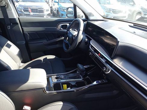 New 2026 Kia Sorento SX image 7