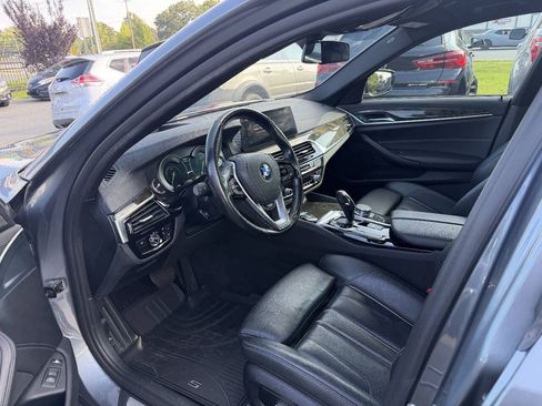 Used 2018 BMW 530e RWD image 7