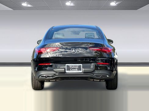 Used 2026 Mercedes-Benz CLA 250 image 9