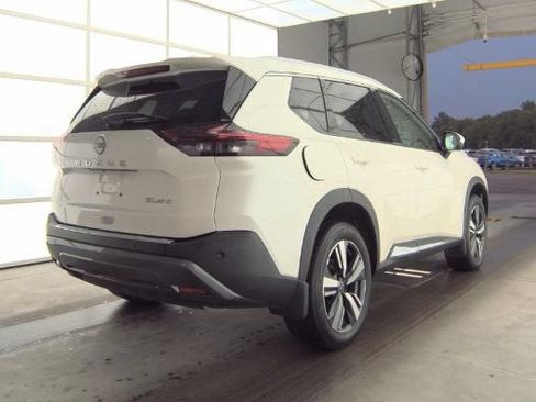 Used 2023 Nissan Rogue SL AWD/4WD image 4