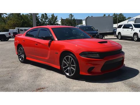 Used 2023 Dodge Charger R/T w/ Harman/Kardon Audio Group RWD image 2