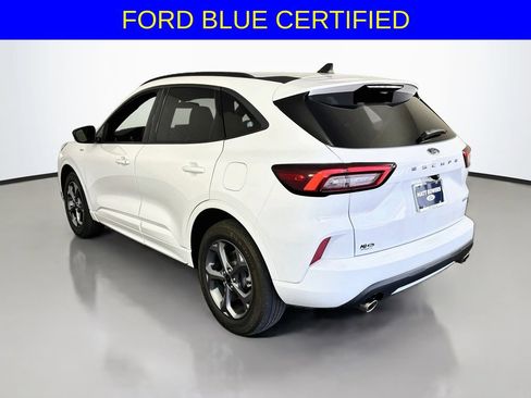 Certified 2023 Ford Escape ST-Line AWD/4WD image 10