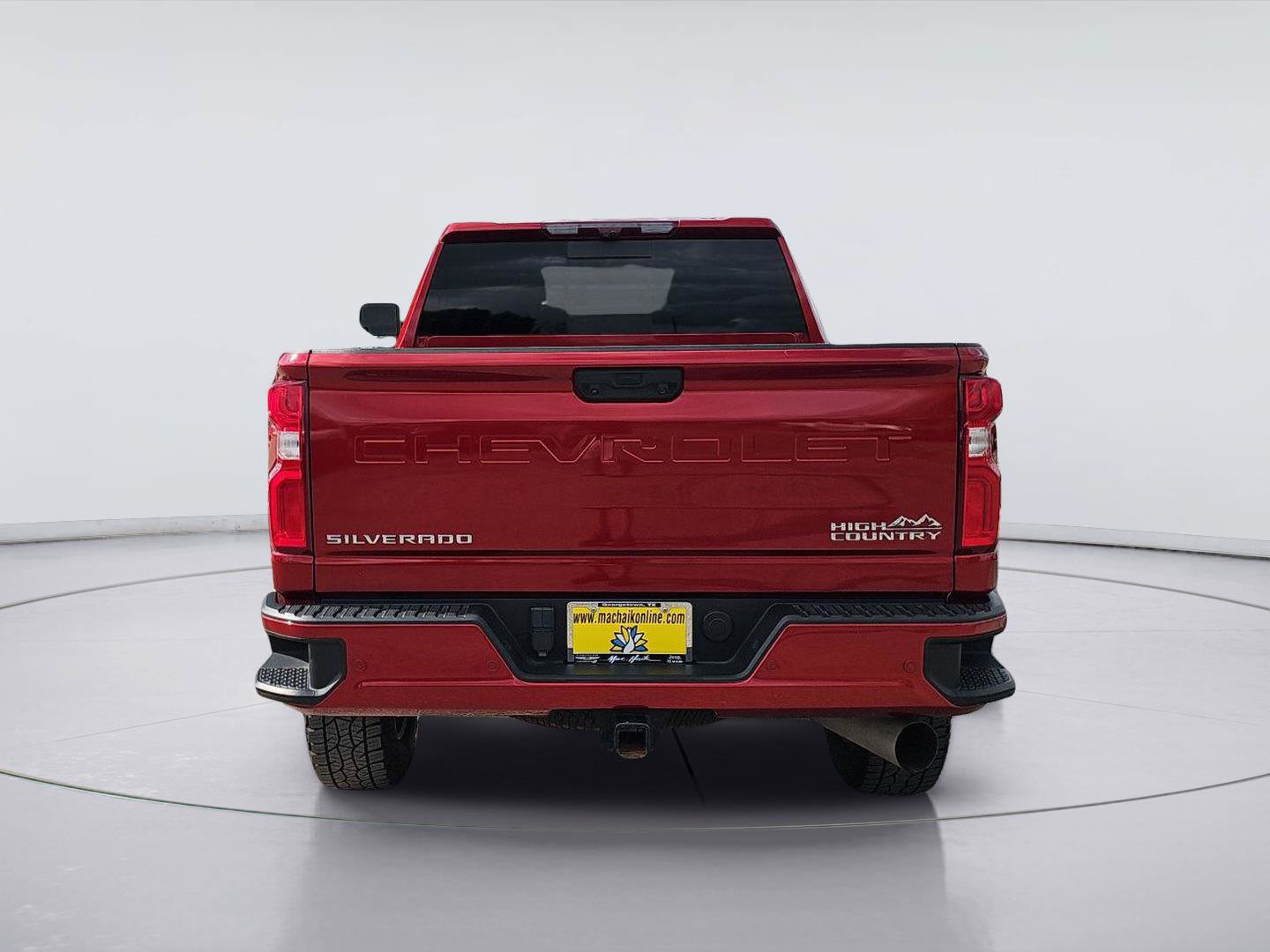 Used 2024 Chevrolet Silverado 2500 High Country w/ Technology Package AWD/4WD image 4