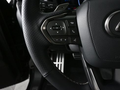 Used 2025 Lexus LX 700h F Sport AWD/4WD image 14
