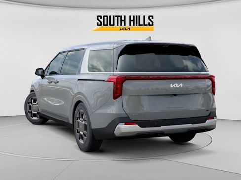 New 2026 Kia Carnival EX FWD image 4