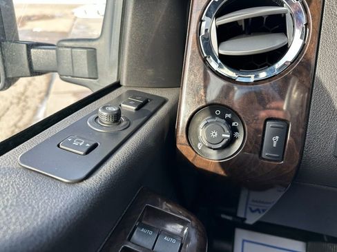 Used 2014 Ford F350 Platinum image 28