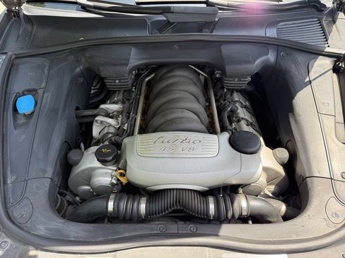 Used 2005 Porsche Cayenne Turbo AWD/4WD image 26