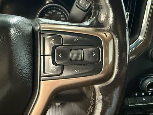 Used 2022 Chevrolet Silverado 1500 High Country w/ Z71 Off-Road Package AWD/4WD image 19