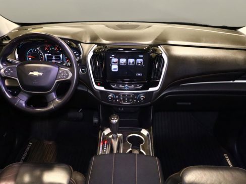 Used 2019 Chevrolet Traverse LT w/ LT Premium Package image 24