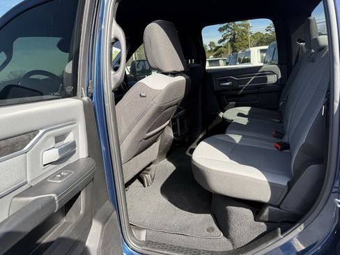 Used 2023 RAM 2500 Big Horn w/ Level 1 Equipment Group image 16