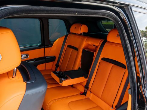 Used 2021 Rolls-Royce Cullinan AWD/4WD image 51